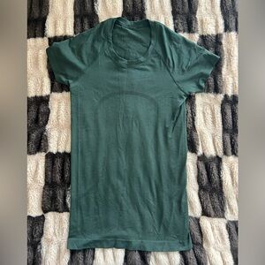 women’s swiftly lulu top